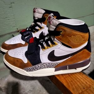 Air Jordan Legacy 312